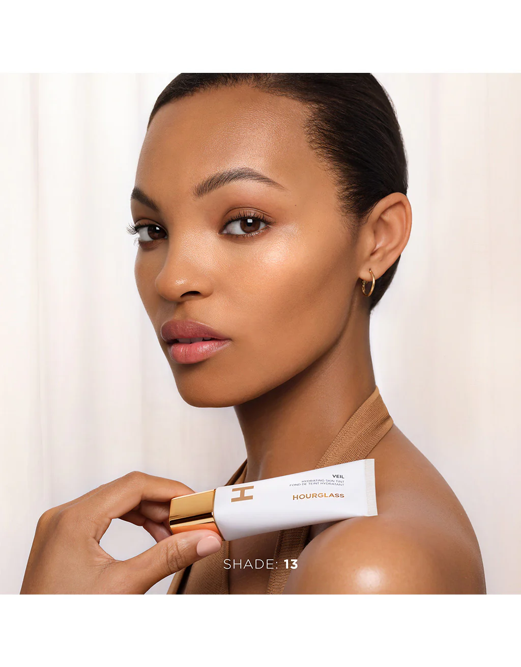 HOURGLASS Veil Hydrating Skin Tint 05