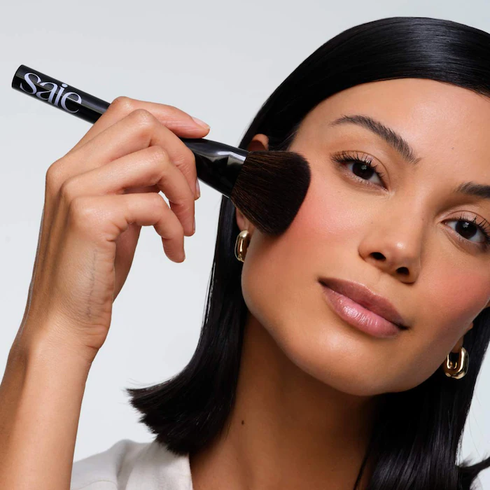 SAIE The Powder Blush Brush 05
