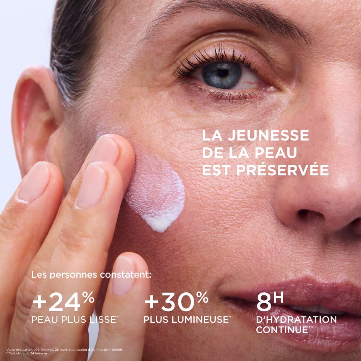 CLARINS UV Plus Skin Barrier Multi Protective Daily Screen SPF50 04